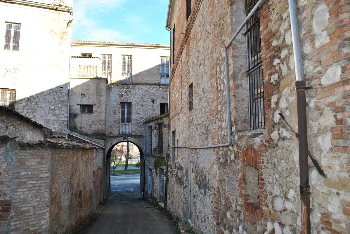 Ex ospedale psichiatrico, Teramo -07.JPG